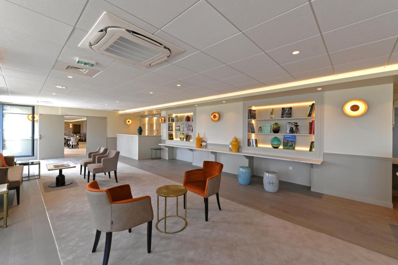 Residence Montana Кламар Екстериор снимка